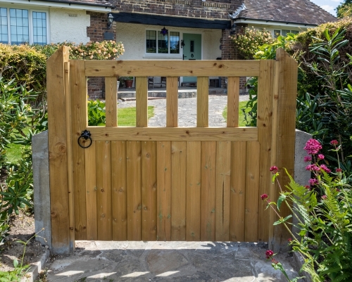 gate post installation